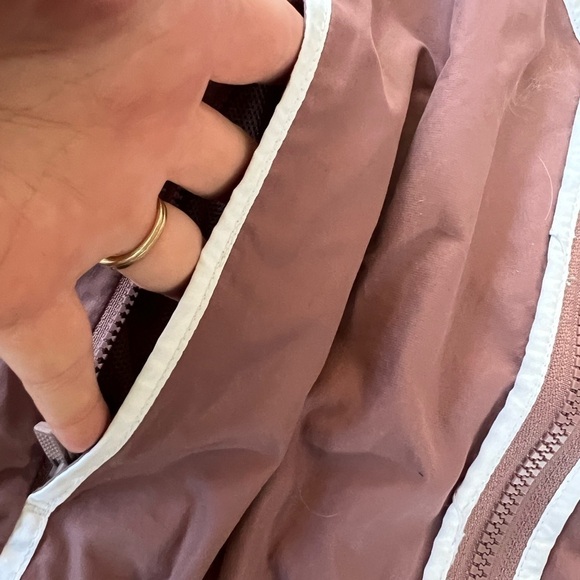 Nike sportswear wind runner hooded jacket womens Small - Picture 9 of 11